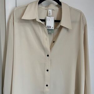 H&M Off white button down